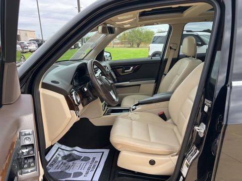 Used 2015 Mercedes-Benz GLK 350 2WD image 11