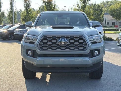 Used 2023 Toyota Tacoma TRD Sport AWD/4WD image 13