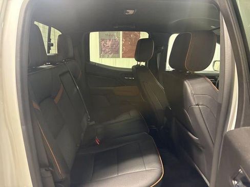 Used 2024 GMC Canyon AT4 w/ AT4 Premium Package image 24