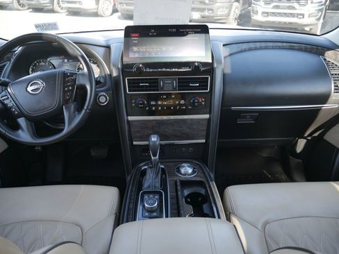 Used 2023 Nissan Armada Platinum w/ Captain's Chairs Package AWD/4WD image 5