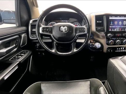 Used 2019 RAM 1500 Laramie AWD/4WD image 4