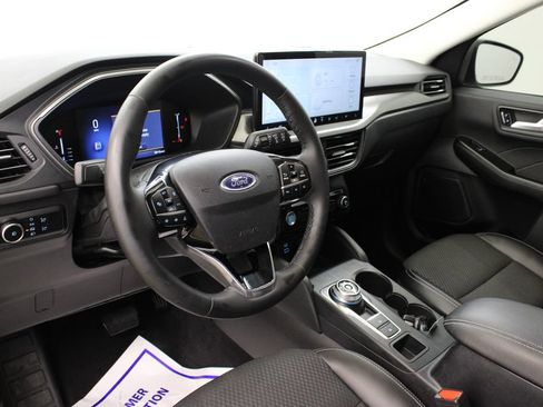 Used 2023 Ford Escape SE FWD image 16