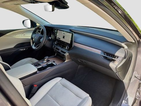 Used 2024 Lexus RX 350 AWD image 15
