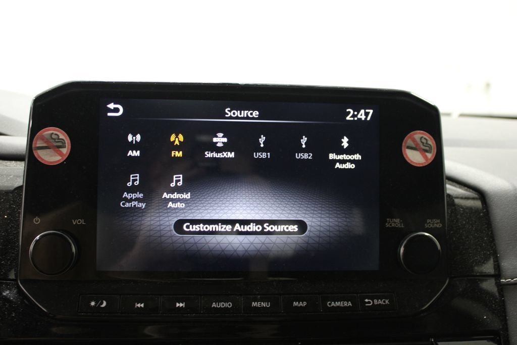 Used 2025 Nissan Pathfinder SL FWD image 29