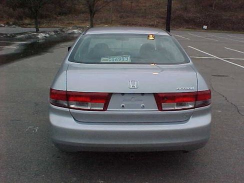 Used 2004 Honda Accord LX image 8