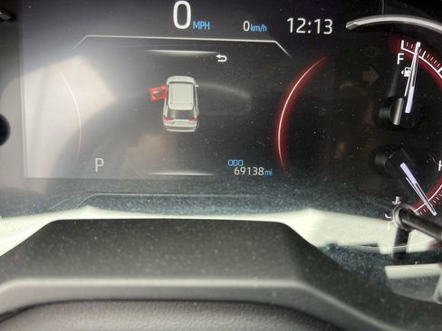 Used 2024 Toyota RAV4 LE image 22