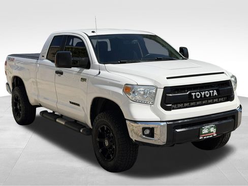 Used 2015 Toyota Tundra SR5 w/ TRD Off Road Package AWD/4WD image 3
