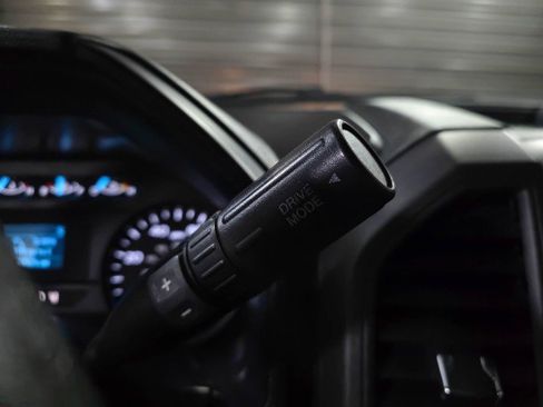 Used 2021 Ford F550 XL 4WD DRW Regular Cab Dually image 25