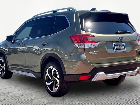 Used 2023 Subaru Forester Touring AWD/4WD image 6