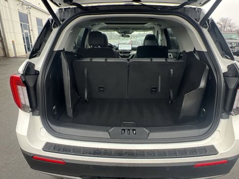 Certified 2025 Ford Explorer Active w/ Active Comfort Package image 27