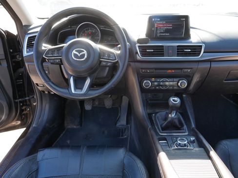 Used 2017 MAZDA MAZDA3 Grand Touring w/ Premium Equipment Package image 20