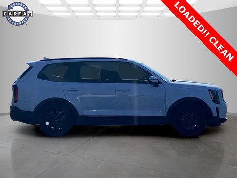 Used 2022 Kia Telluride SX w/ SX Prestige Package image 6