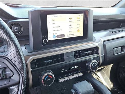 Certified 2026 Toyota Tacoma SR5 AWD/4WD image 18