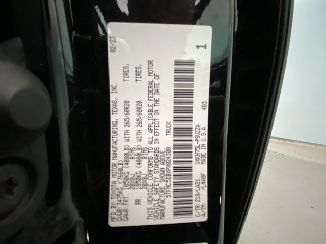 Used 2023 Toyota Tundra Platinum w/ Advanced Package AWD/4WD image 28