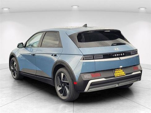 New 2026 Hyundai Ioniq 5 SEL image 5