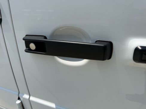 Used 2023 Mercedes-Benz G 63 AMG 4MATIC image 55