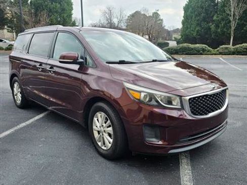 Used 2015 Kia Sedona LX w/ LX Convenience Package image 2