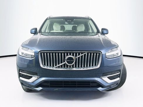 Used 2023 Volvo XC90 B5 Plus w/ Protection Package Premier AWD/4WD image 5