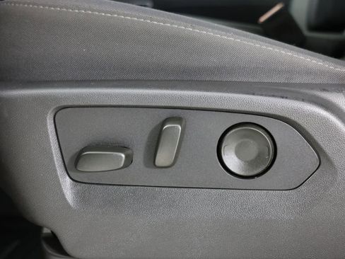 Used 2024 Chevrolet Silverado 3500 LT w/ Convenience Package image 21