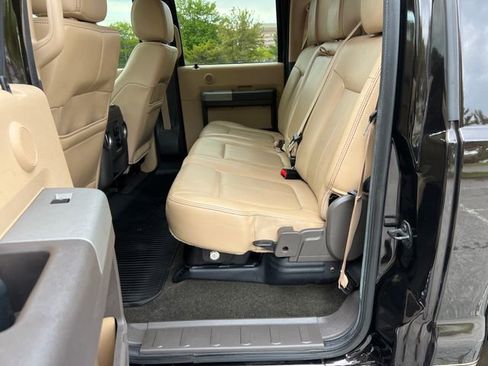 Used 2014 Ford F350 Lariat w/ Lariat Ultimate Package AWD/4WD image 27