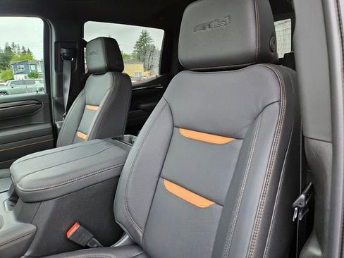 New 2026 GMC Sierra 1500 AT4 w/ AT4 Premium Package AWD/4WD image 17