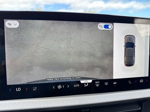 New 2026 Ford Explorer Tremor w/ Tremor Convenience Package image 26