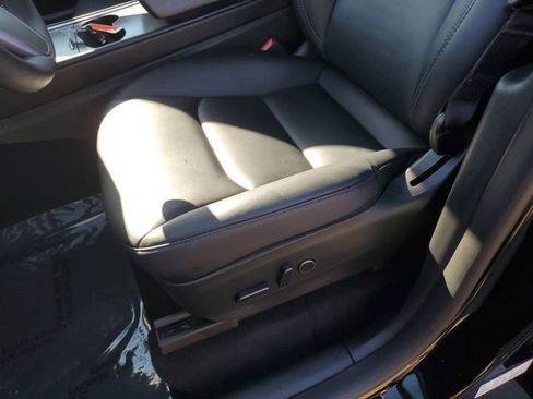 Used 2023 Tesla Model Y Performance image 24