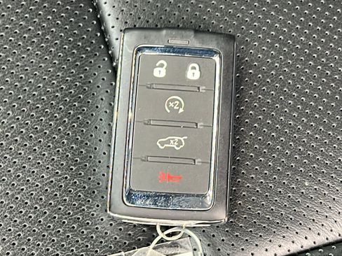 Certified 2025 Jeep Grand Cherokee L Overland w/ Advanced Protech Group III image 29