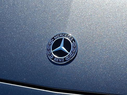 Used 2018 Mercedes-Benz E 300 4MATIC image 31