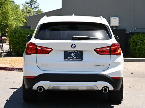 Used 2020 BMW X1 sDrive28i w/ Convenience Package FWD image 6