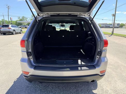Used 2016 Jeep Grand Cherokee Laredo w/ Quick Order Package 23E AWD/4WD image 15