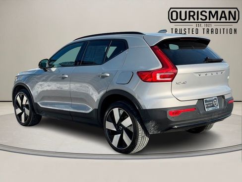 Certified 2023 Volvo XC40 Recharge Ultimate image 10