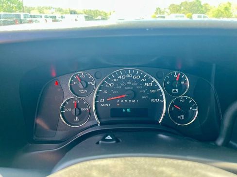 New 2026 Chevrolet Express 2500 Extended w/ Driver Convenience Package RWD image 19