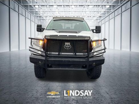 Used 2015 Toyota Tundra SR5 w/ SR5 Upgrade Package image 3