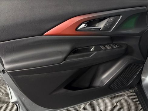 Used 2024 Chevrolet Equinox EV RS image 25