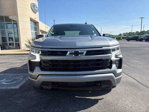 Used 2023 Chevrolet Silverado 1500 RST w/ Protection Package AWD/4WD image 2
