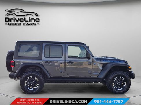 Used 2025 Jeep Wrangler Unlimited Rubicon 4xe w/ Convenience Group AWD/4WD image 11