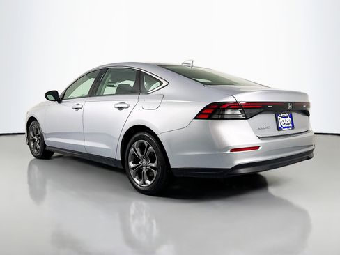 Certified 2023 Honda Accord EX image 7