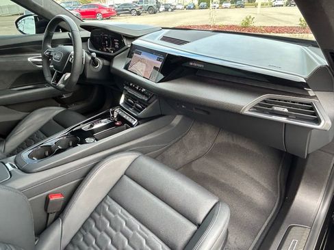 Used 2024 Audi RS e-tron GT w/ Carbon Performance Package image 51
