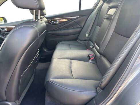 Used 2016 INFINITI Q50 3.0t Premium w/ Driver Assistance Package image 13