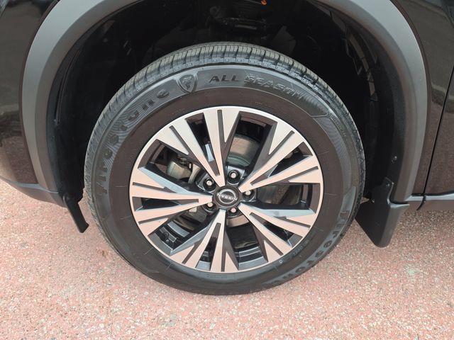 Used 2023 Nissan Rogue SV AWD/4WD image 20
