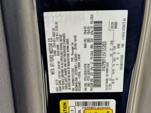 Used 2018 Ford Mustang GT Premium RWD image 39