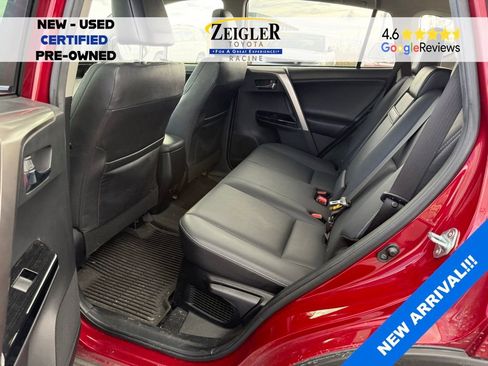 Used 2018 Toyota RAV4 Limited AWD/4WD image 10