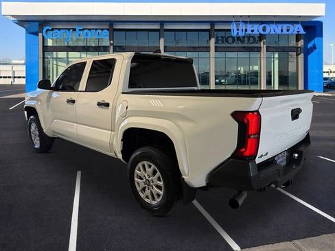 Used 2024 Toyota Tacoma SR AWD/4WD image 3