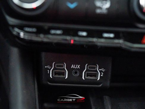 Used 2023 Dodge Durango R/T image 35