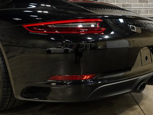 Used 2019 Porsche 911 Carrera RWD image 20