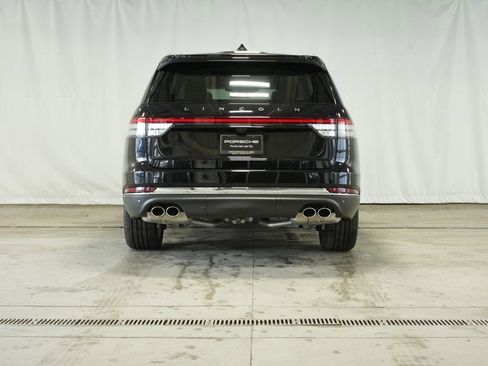 Used 2025 Lincoln Aviator Reserve w/ Equipment Group 201A image 4