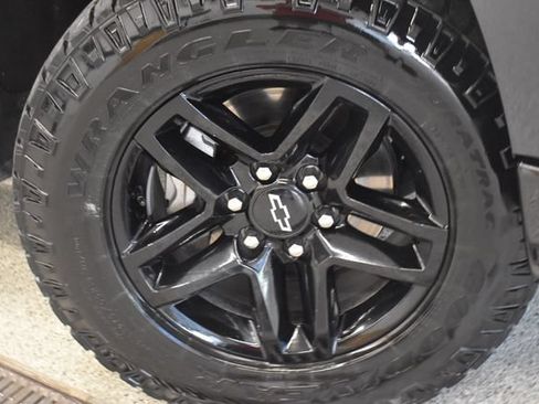 Used 2022 Chevrolet Silverado 1500 LT Trail Boss w/ Protection Package AWD/4WD image 30