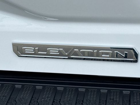 New 2026 GMC Sierra 1500 Elevation image 27