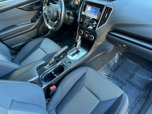 Used 2023 Subaru Crosstrek 2.0i Premium image 18